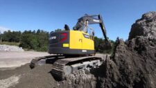 Volvo EC235DL kotrógép bontás