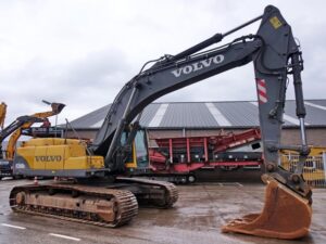 Volvo kotrógép – alkatrészek és bontás