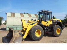 Komatsu WA320 homlokrakodó – elérhető alkatrészek