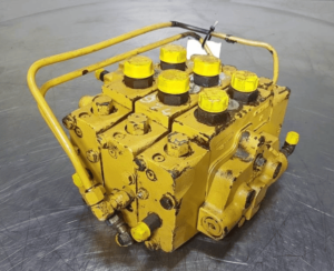 Caterpillar 924g hidraulikus elosztó