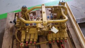 Hidraulikus elosztó caterpillar 330 kotrógéphez