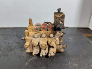 Elosztó caterpillar d6h buldózerhez