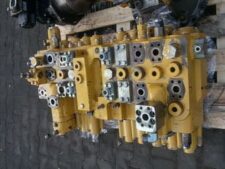 Caterpillar 345B hidraulikus elosztó