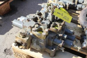 Hitachi zw 310 hidraulikus elosztó