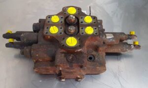 Komatsu wa320 hidraulikus elosztó