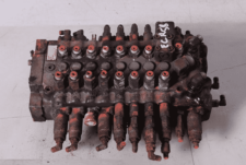 Hidraulikus elosztó Volvo ECR58 minikotróhoz