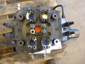 Volvo l120 rakodógép elosztó szelep