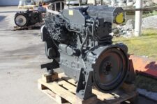 Használt Cummins C8.3-C motor O&K RH125 kotrógéphez