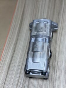 Komatsu pc30 minikotró hidraulikus szivattyú – új modell