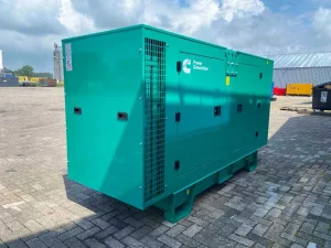 Stamford generátor cummins 6bta5. 9 motorral, 110 kva, új, garanciával, vezérlőpanel, tartály, doboz, 2022-es évjárat