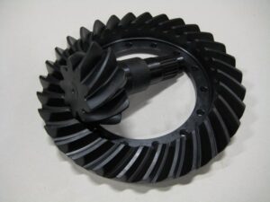Készlet fogaskerék és korona volvo l110 l120 differenciálműhöz
