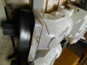 Hidraulikus motor caterpillar forgató reduktorhoz
