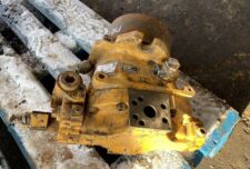 Hidromotor buldózerhez Liebherr – hidraulikus alkatrész
