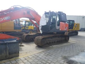 Hitachi zx250lcn-3 kotrógép bontása