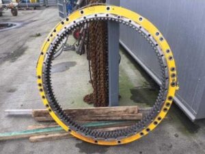 Forgókorona komatsu pc 240-11 kotrógéphez