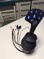 Vezérlő joystick Caterpillar 358B-hez – Multifunkciós gombos kar