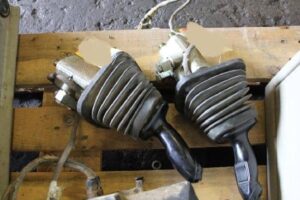 Joystick liebherr r924 compact – 2 db-os készlet