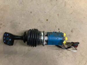 Hidraulikus joystick építőgép vezérlőgombokkal