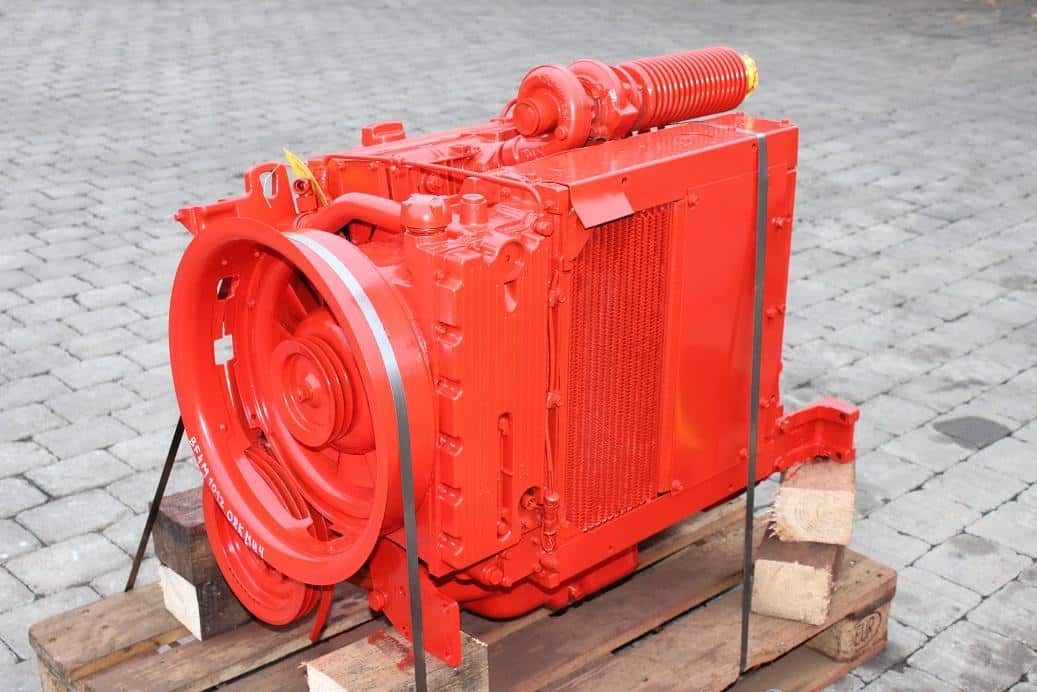 Deutz BF4M1012/13 motor – felújított