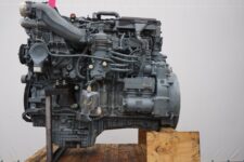 Teljes Mercedes-Benz OM471 motor