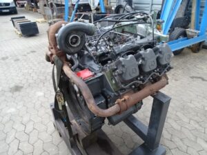 Teljes motor mercedes-benz om441 la