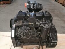 Cummins motor minirakodó és kotrógép Case-hez