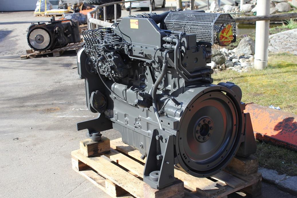 Cummins 8,3 l dízelmotor, 12 henger