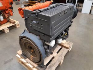 Motor deutz bf4l1011ft felújított, komplett