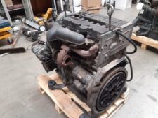 Deutz BF4L2011 motor – motoralkatrészek és komponensek