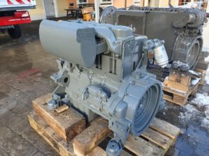 Deutz f4l912 felújított motor