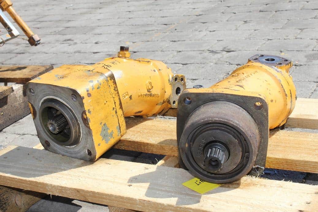 Hidraulikus motor Liebherr R921 kotrógéphez