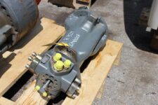 Liebherr R924 Compact hidraulikus motor