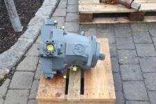 Liebherr L551 hidraulikus motor – Liebherr gépek alkatrészei