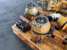 Hidraulikus motor Liebherr R912-hez