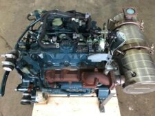 Kubota V2403 dízelmotor 65 LE 2400 RPM