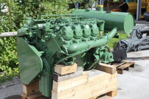 Motor mercedes om422-13 – felújított, zöldre festett