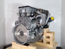 Mercedes-Benz OM473LA motor