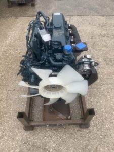 Új kubota v2003 motor