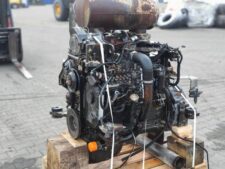 Használt KOMATSU SAA6D102E-2L motor