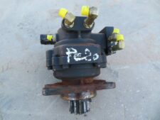 Komatsu PC30 forgó hajtómű