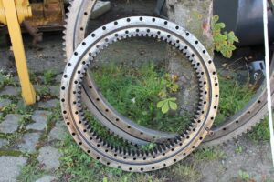 Komatsu pw 95 forgókorona – használt