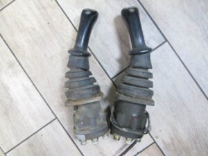 Joystick vezérlőkar daewoo solar 225 lc-v kotrógéphez