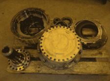 Tengelycsapágy alkatrészek Volvo A25-hoz