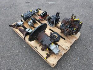 Használt alkatrészek new holland e70-hez – hidraulikus és mechanikus elemek