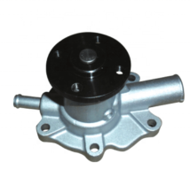 Kubota D600 V800 Z400 motor vízpumpa