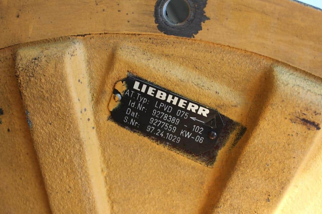 Liebherr A902 Litronic hidraulikus szivattyú – 12-es modell
