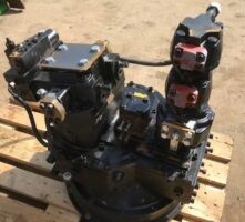 Hitachi KH125 kotrógép hidraulikaszivattyú