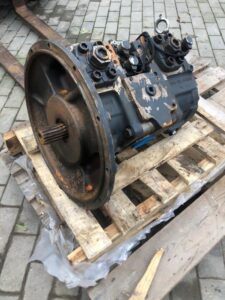 Komatsu pc230 kotrógép hidraulikaszivattyú