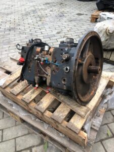 Komatsu pc300 kotrógép hidraulikaszivattyú