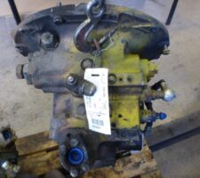 Komatsu PW130 kotrógép hidraulikaszivattyú